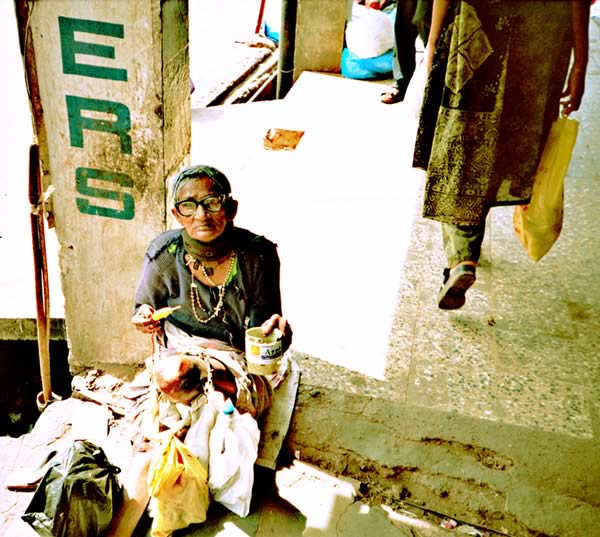 begger-woman