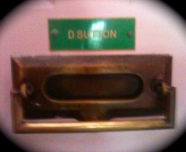 sutton knob2