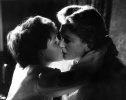 french kissing an innocent